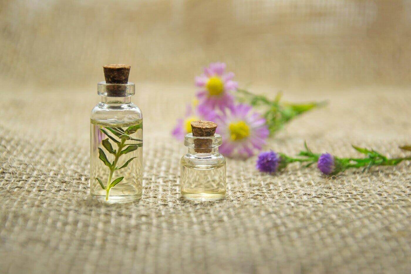 homemade essential oils in clear bottles - 5 best edens garden essential oils review